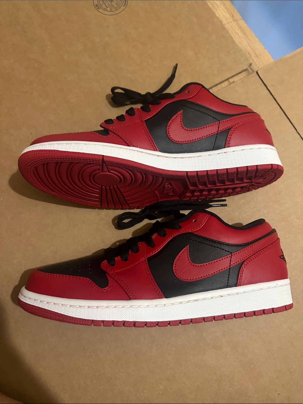 Jordan 1 Low
Reverse Bred Men size 9